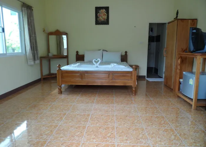 Khaolak Summer House Resort